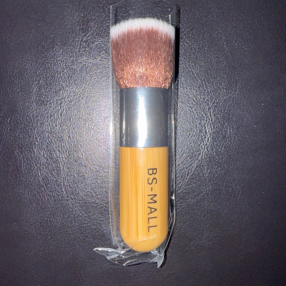 🛍️BS-MALL Chunky Makeup Brush🛍️